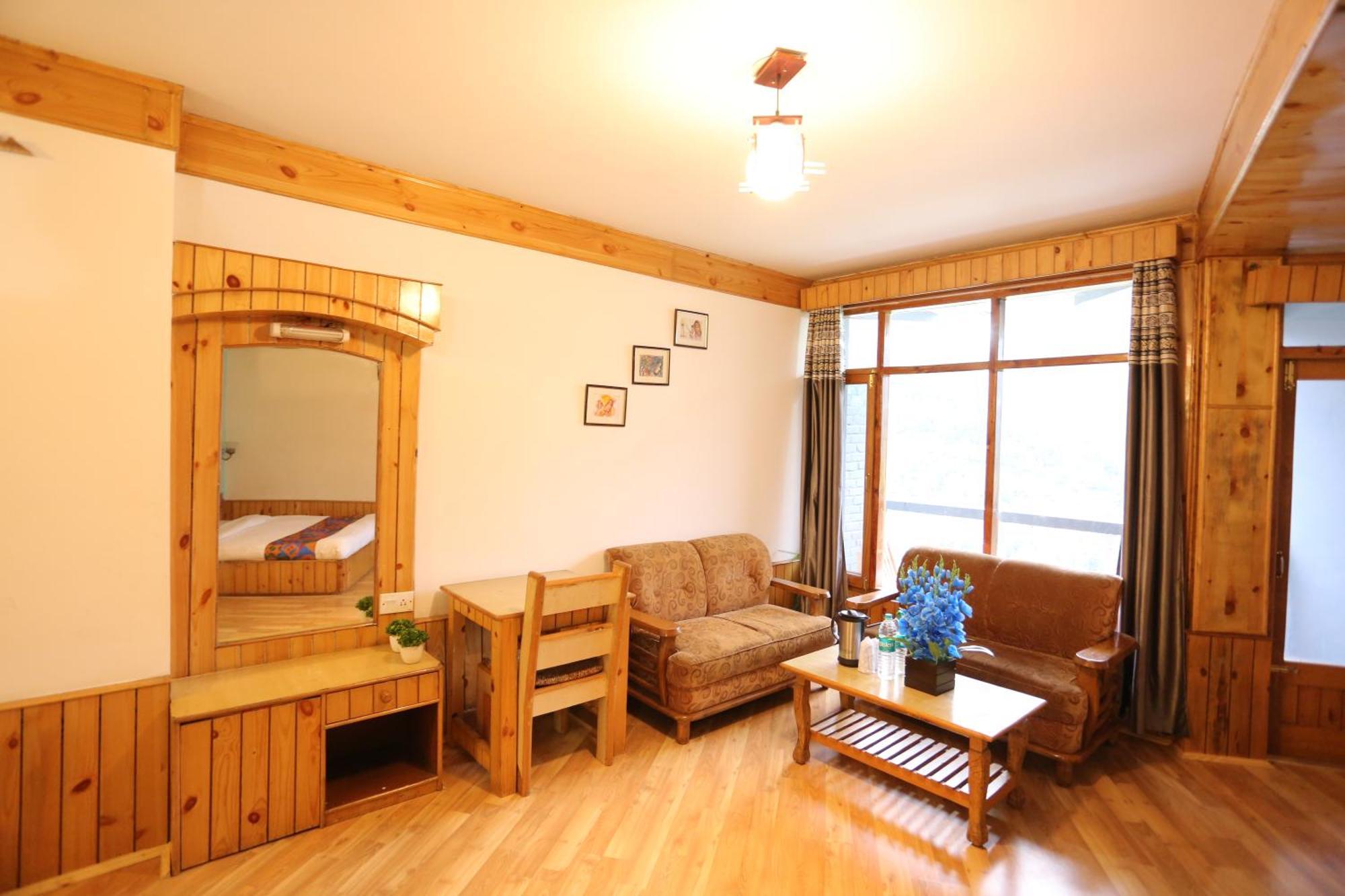 Hotel Surbhi Vashist Экстерьер фото